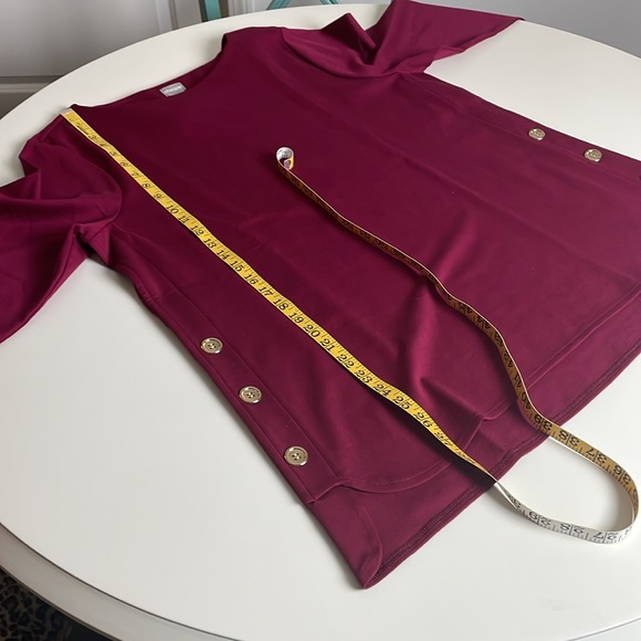 Chico’s Burgundy (maroon) 3/4 sleeve Tunic with Gold Button Detail- Large - Picture 10 of 13